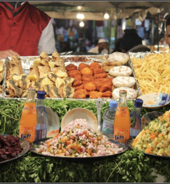 Donde comer en Marrakech: Desde los encantadores riads hasta los modernos restaurantes gourmet, encuentra el lugar perfecto para satisfacer tus antojos en esta fascinante ciudad