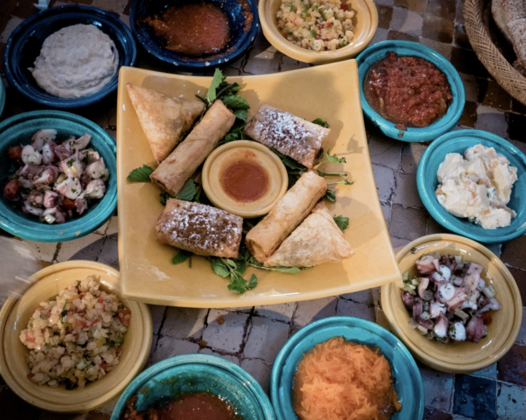 Las mejores comidas tradicionales de marruecos que podrás comer en los restaurantes top de Tanger